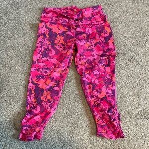 Gaiam athletic capri• Womens medium• Pink, purple, and orange